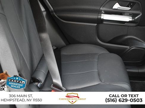 Used 2025 Mercedes-Benz GLB 250 image 30