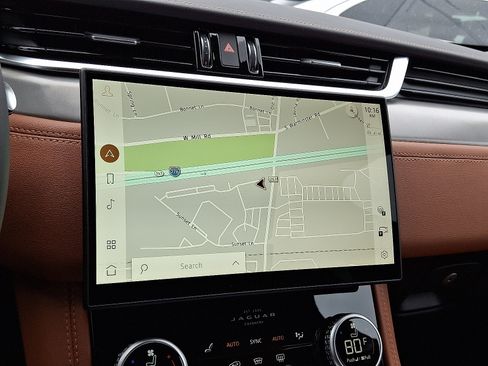 Used 2026 Jaguar F-PACE R-Dynamic S AWD/4WD image 14
