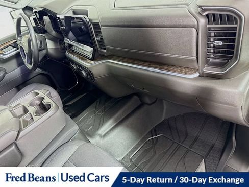 Used 2022 Chevrolet Silverado 1500 LT AWD/4WD image 34