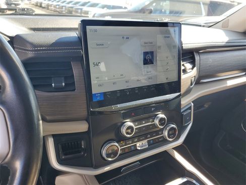 Used 2023 Ford Expedition Max Limited image 29