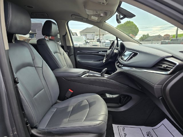 Used 2019 Buick Enclave Essence AWD/4WD image 10