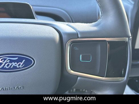 New 2025 Ford Expedition Active image 25