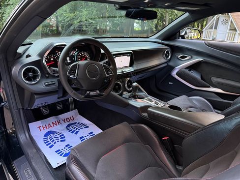 Used 2018 Chevrolet Camaro ZL1 RWD image 40