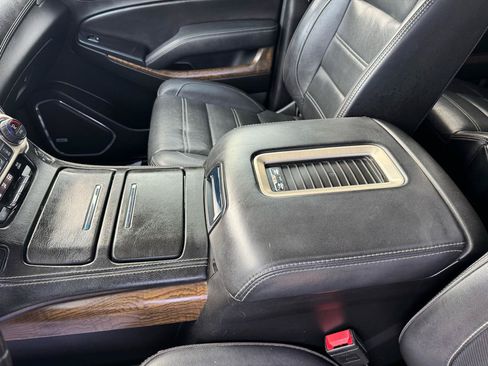 Used 2019 GMC Yukon XL Denali w/ Open Road Package AWD/4WD image 19