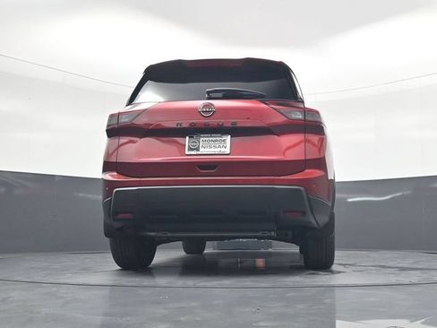 Used 2026 Nissan Rogue Dark Armor FWD image 24
