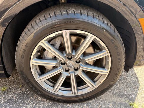 Used 2018 Audi Q7 3.0T Prestige AWD/4WD image 15