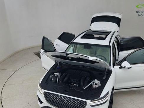 Used 2023 Genesis GV70 3.5T Sport w/ Sport Prestige Package AWD/4WD image 91
