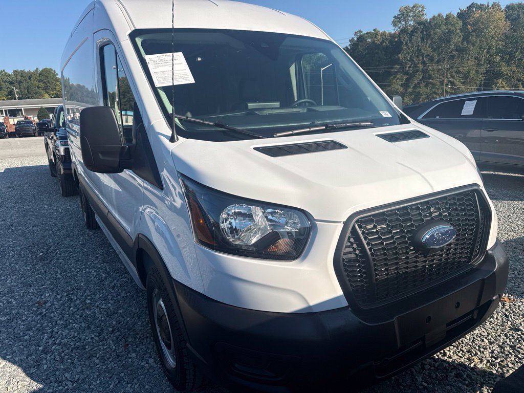 Used 2025 Ford Transit 250 148 Medium Roof RWD image 2