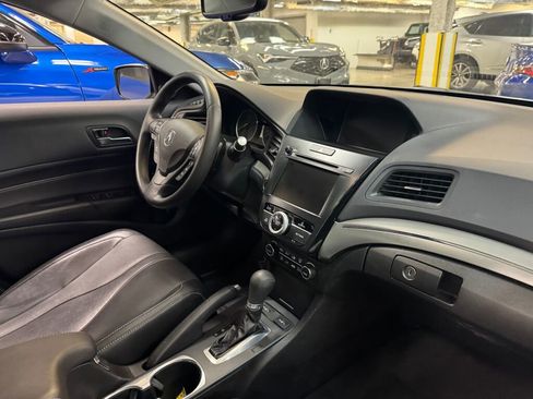 Certified 2020 Acura ILX w/ Premium Package image 27
