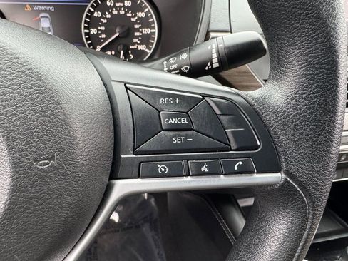 Used 2023 Nissan Altima 2.5 SV image 23