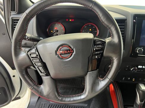 Used 2024 Nissan Frontier PRO-4X w/ Pro Convenience Package AWD/4WD image 19
