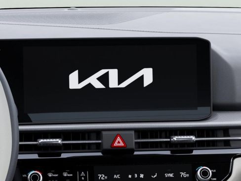 New 2026 Kia Sportage SX FWD image 16