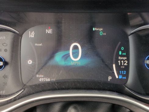 Used 2024 Chrysler Pacifica Select FWD image 29