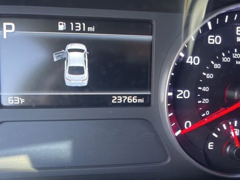 Certified 2023 Kia Forte LXS w/ LXS Technology Package image 13