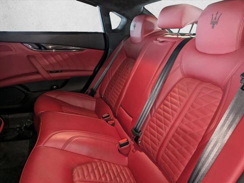 Used 2021 Maserati Quattroporte S GranSport image 20