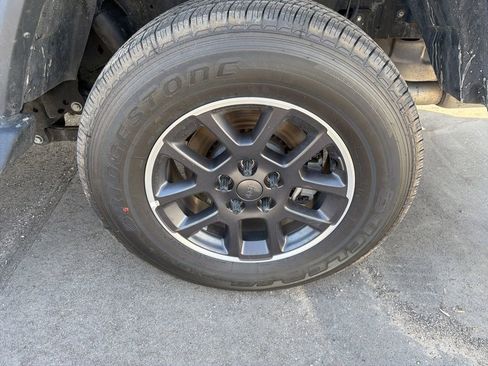 Used 2023 Jeep Gladiator Overland w/ Dual Top Group image 17