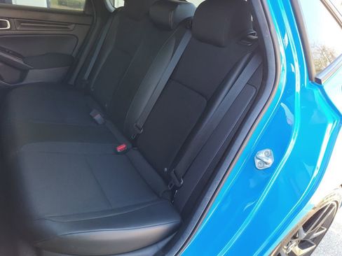 Used 2023 Honda Civic Sport image 28