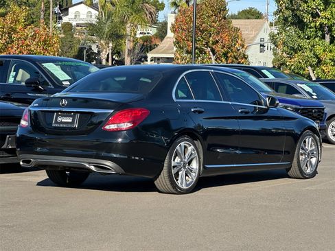 Used 2018 Mercedes-Benz C 300 Sedan image 3