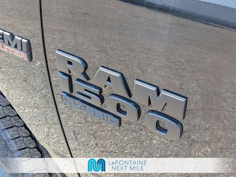 Used 2019 RAM 1500 Express w/ Wheel & Sound Group AWD/4WD image 10