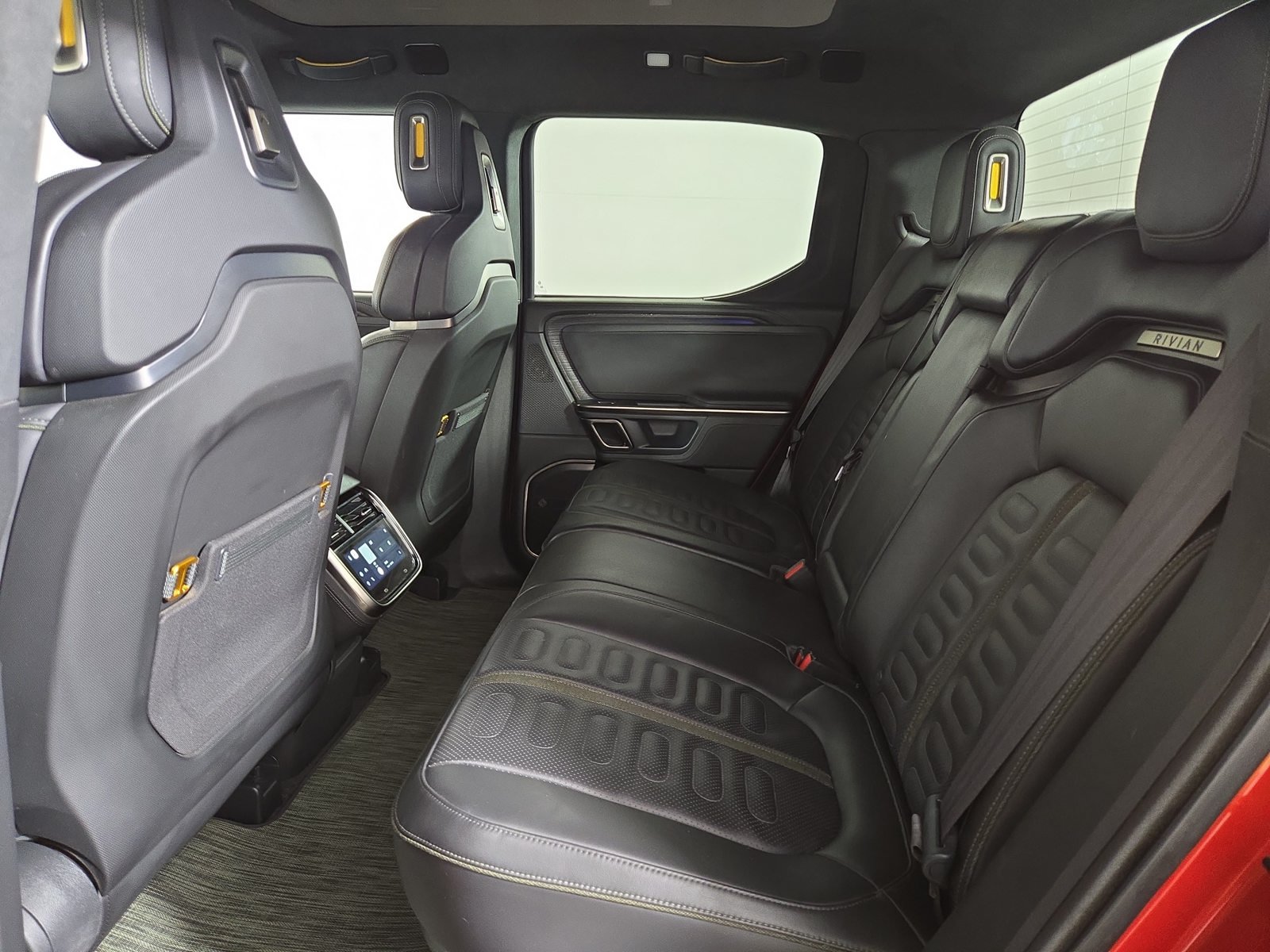 Used 2023 Rivian R1T Adventure Dual AWD/4WD image 21
