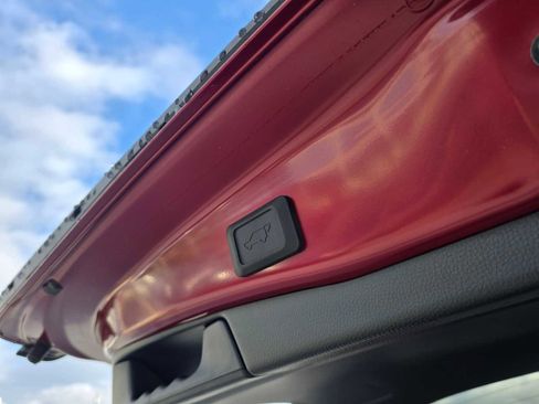 New 2025 Toyota RAV4 XLE Premium image 19