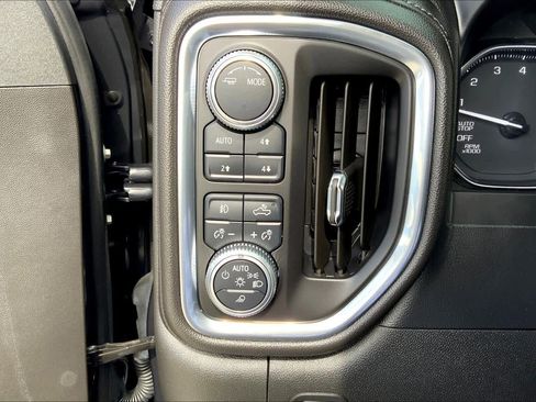 Used 2020 GMC Sierra 1500 SLT w/ SLT Premium Plus Package image 32