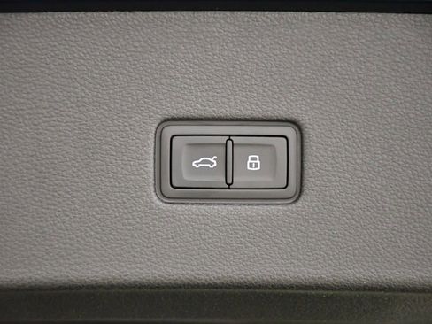 New 2026 Audi Q8 Premium Plus image 57