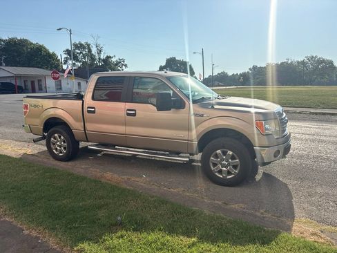 Used 2014 Ford F150 XLT w/ Equipment Group 302A Luxury AWD/4WD image 8