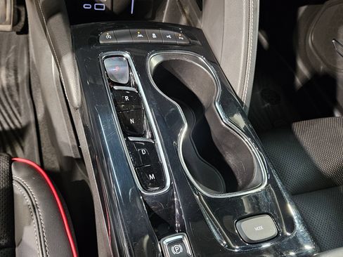 Used 2022 Buick Envision Essence w/ Technology Package II FWD image 35