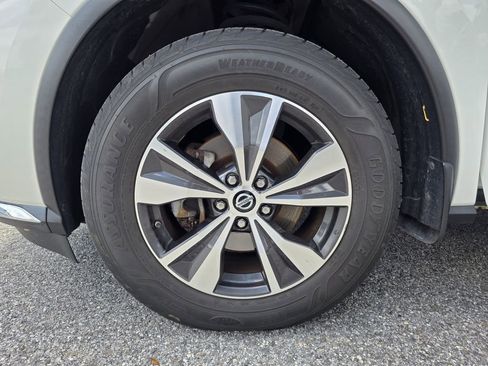 Used 2019 Nissan Murano SV w/ Premium Package AWD/4WD image 29