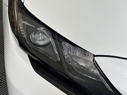 Used 2023 Toyota Camry SE FWD image 9