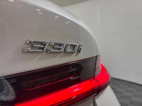 Certified 2024 BMW 330i Sedan w/ Premium Package RWD image 10
