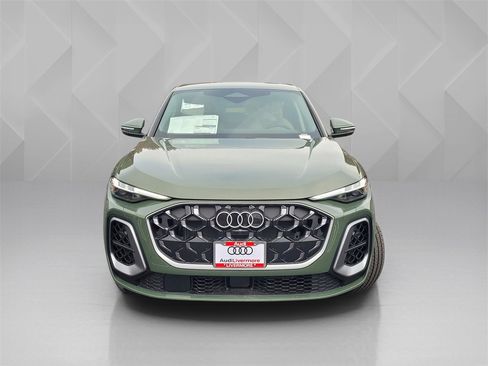 New 2025 Audi Q5 Premium Plus image 2