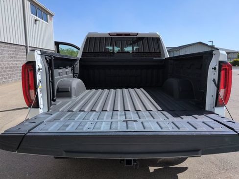 Used 2019 GMC Sierra 1500 Denali w/ Denali Ultimate Package AWD/4WD image 28