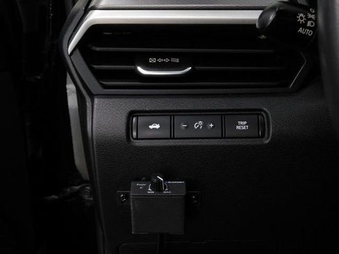 Used 2023 Nissan Altima 2.5 SR image 25