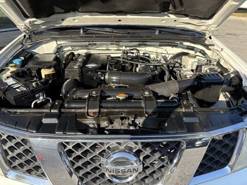 Used 2007 Nissan Frontier XE w/ Preferred Pkg image 35