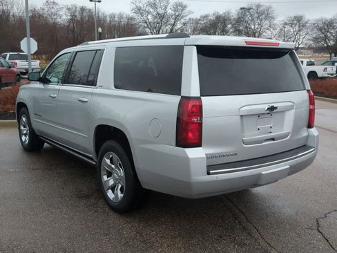 Used 2016 Chevrolet Suburban LTZ image 6