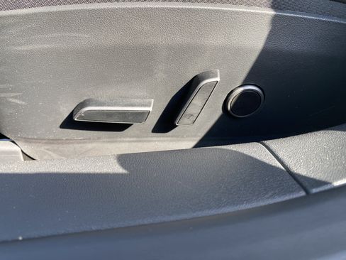 Used 2023 Tesla Model 3 Standard Range RWD image 19