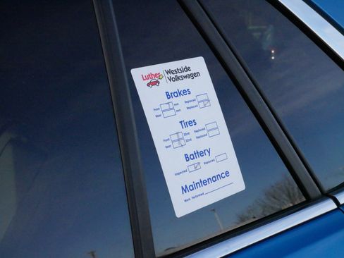 Certified 2024 Volkswagen Atlas Cross Sport SEL image 36