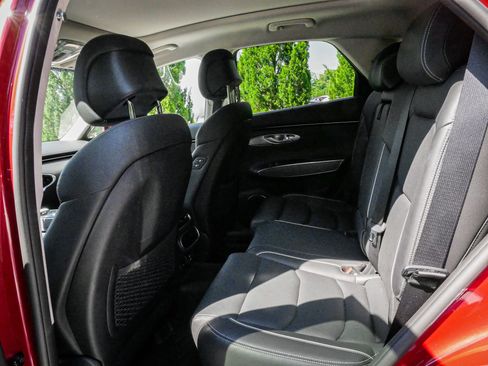 Used 2023 Genesis GV70 2.5T w/ Advanced Package AWD/4WD image 8