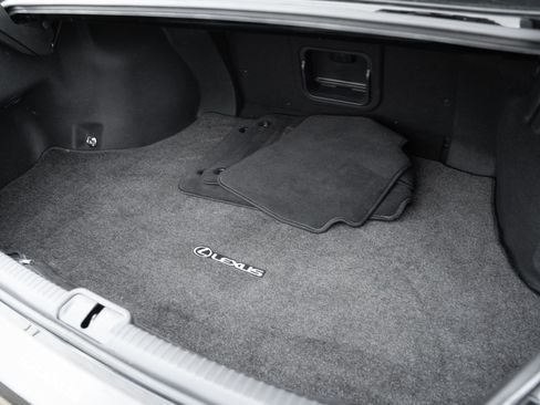 Used 2019 Lexus ES 350 Ultra Luxury image 26