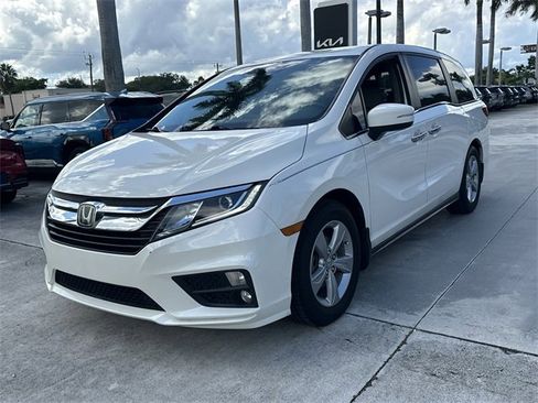 Used 2019 Honda Odyssey EX image 3