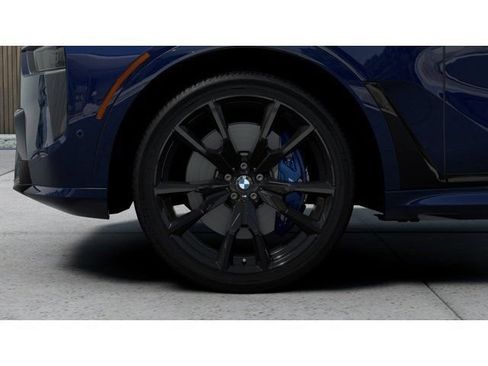 New 2027 BMW X7 xDrive40i w/ M Sport Package AWD/4WD image 7