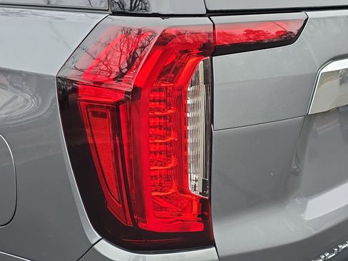 Used 2021 GMC Yukon Denali image 35