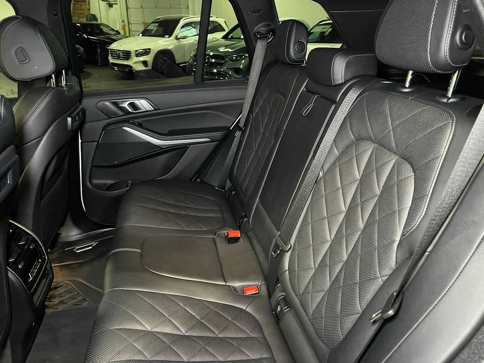 Used 2023 BMW X5 xDrive40i w/ M Sport Package AWD/4WD image 22