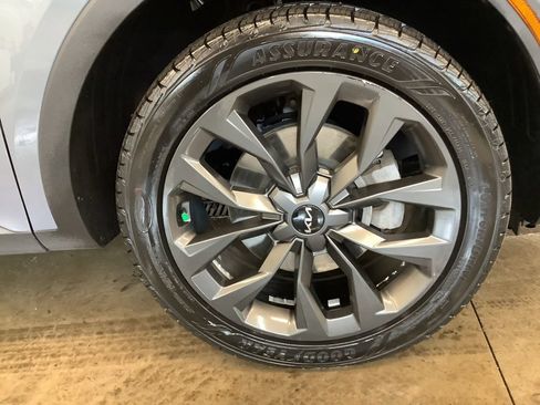 Certified 2023 Kia Sorento X-Line EX AWD/4WD image 30