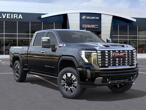 New 2026 GMC Sierra 2500 Denali w/ Denali Reserve Package image 7