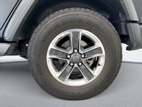 Used 2018 Jeep Wrangler Unlimited Sport S image 20