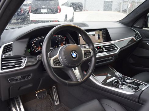 Used 2022 BMW X5 M50i w/ Executive Package image 19