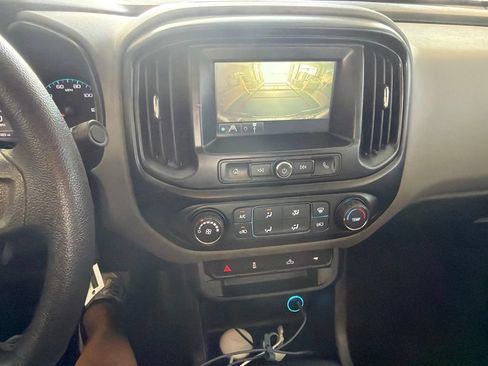 Used 2018 Chevrolet Colorado W/T RWD image 10